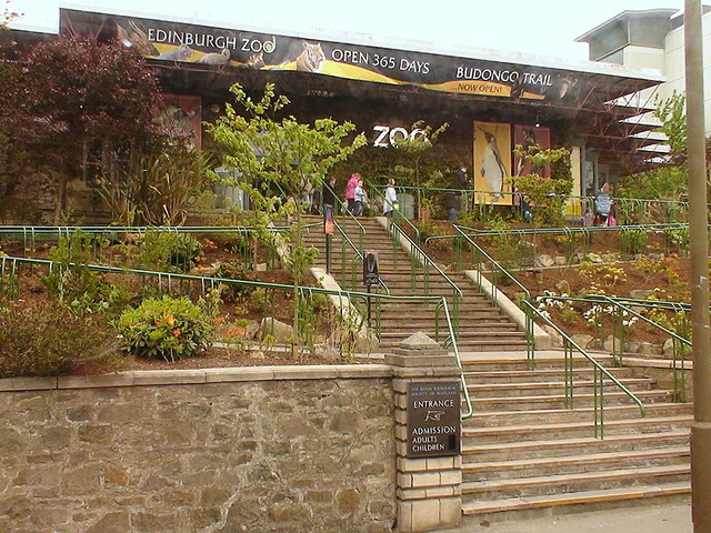 Entrance Edinburgh Zoo